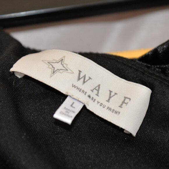 NWOT Wayf Crushed Velvet Black Ruched Halter Mini Dress Sz L - Picture 4 of 8